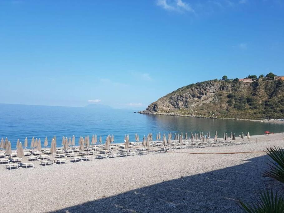 Matilde'S Flat Apartman Milazzo Kültér fotó